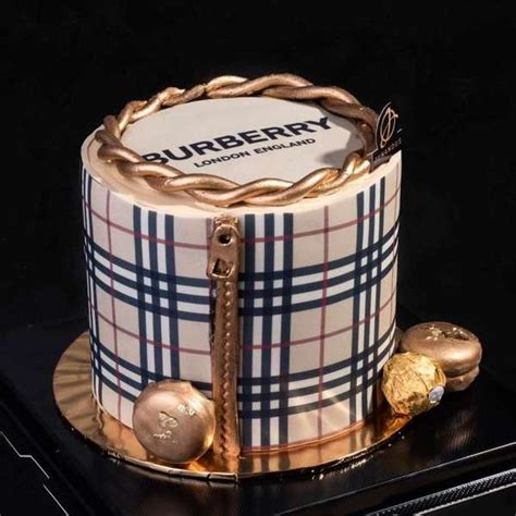 Burberry themed cakes